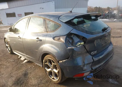 2018 Ford Focus St z USA, uszkodzony, nr VIN 1FADP3L97JL255257